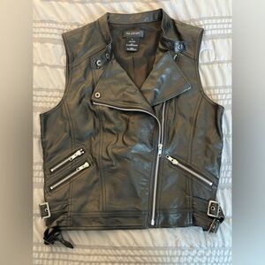 MM COUTURE by Miss Me Moto Vest Black Faux Leather Buckle Full Zipper Large NWOT